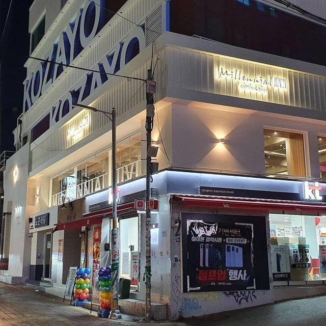 Kozayo Hongdae Hostel โซล ภายนอก รูปภาพ